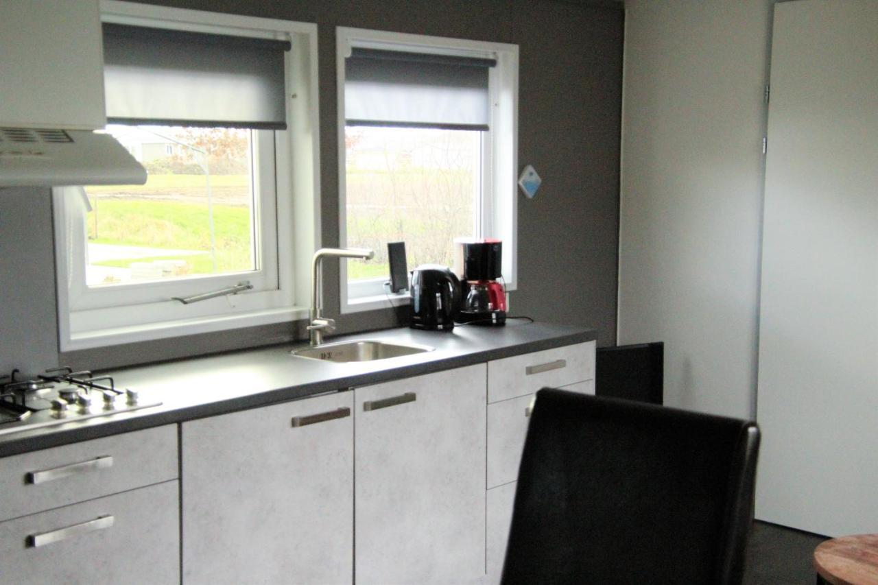 Hofgalow Chalet Op Camping "De Stal" Drijber Kültér fotó